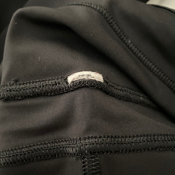 Lululemon Fast and Free Super High-Rise Tight Elite. Size 4 - Picture 7 of 8